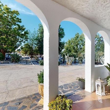 Caniles Casa Lucia Bed & Breakfast エクステリア 写真