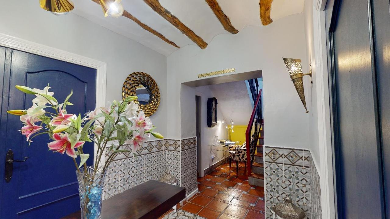Caniles Casa Lucia Bed & Breakfast エクステリア 写真