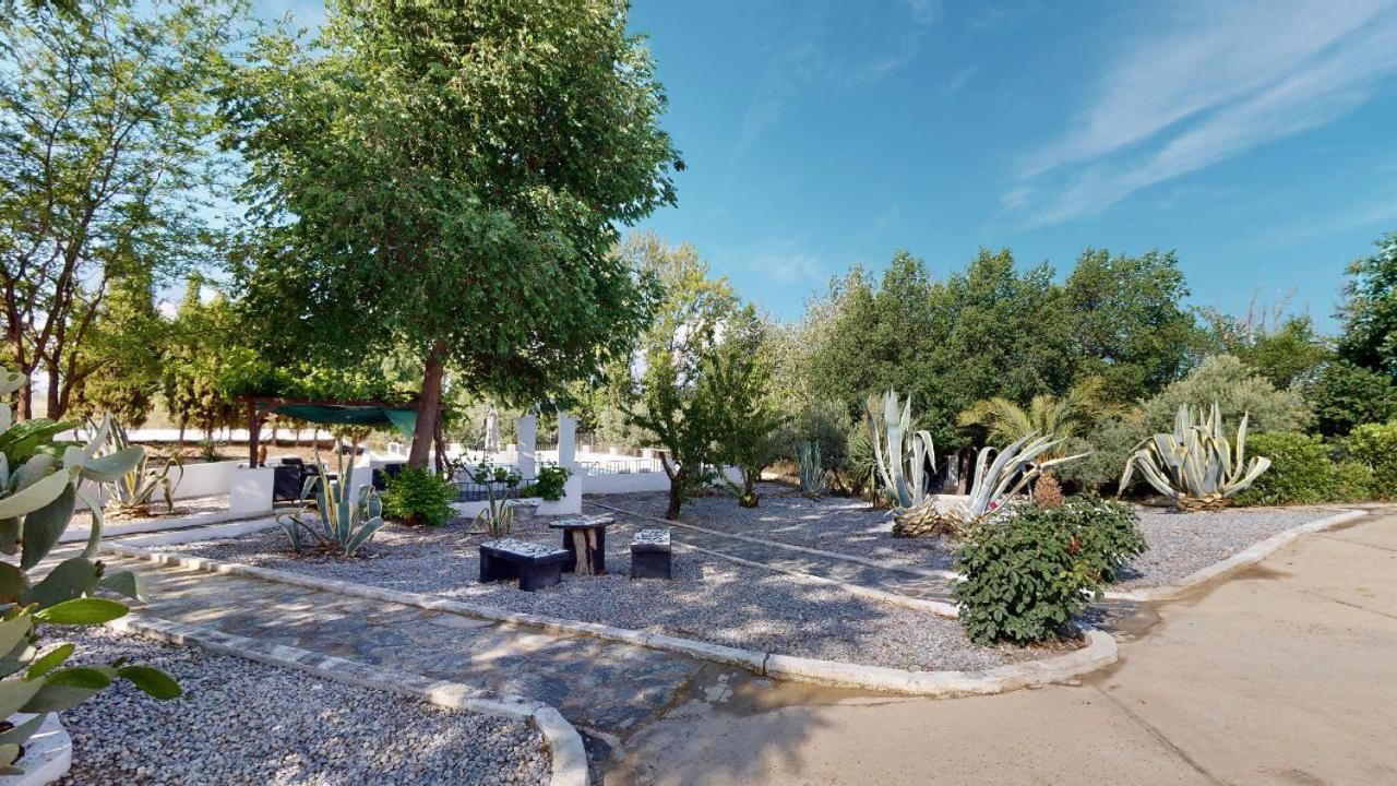 Caniles Casa Lucia Bed & Breakfast エクステリア 写真