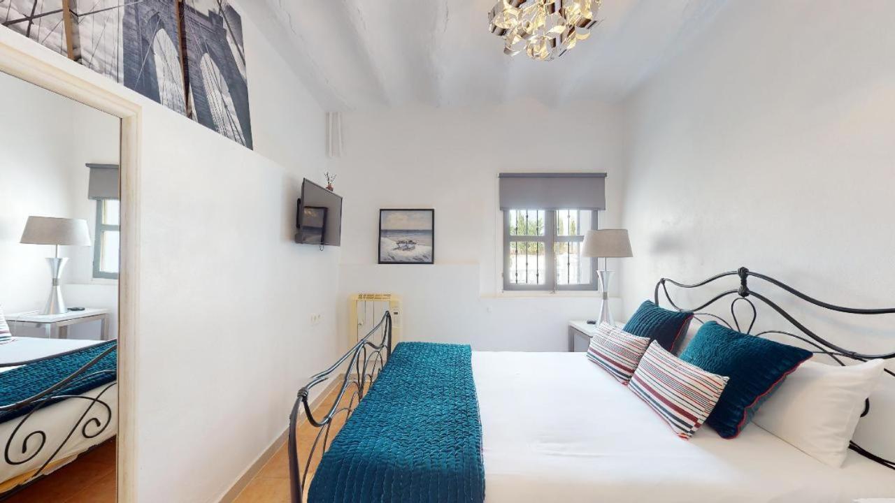 Caniles Casa Lucia Bed & Breakfast エクステリア 写真